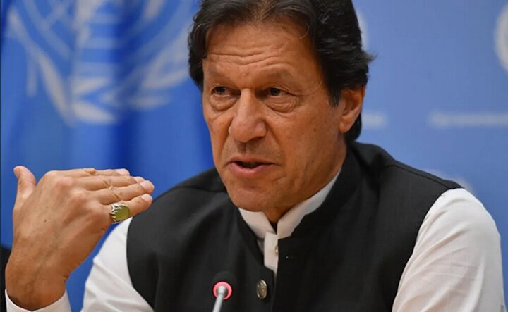 رای عدم اعتماد مجلس پاکستان به عمران‌خان 