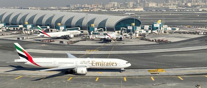زمین‌گیر شدن هواپیماهای اولیگارش روس در فرودگاه دبی