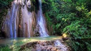 آبشار دره توت مقصدی مناسب برای گردشگری 