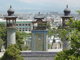 آشنایی با نخستین و بزرگ‌ترین مسجد و مدرسه عالی در تهران