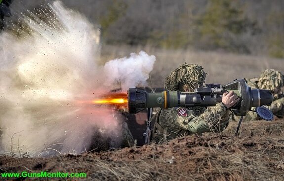 ببینید | سلاح عجیب و غریبی که تانک های روسی را در اوکراین به دردسر انداخته است!