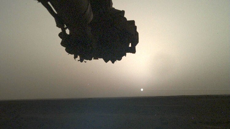 تصویری ناب از طلوع شکوه‌انگیز خورشید در مریخ