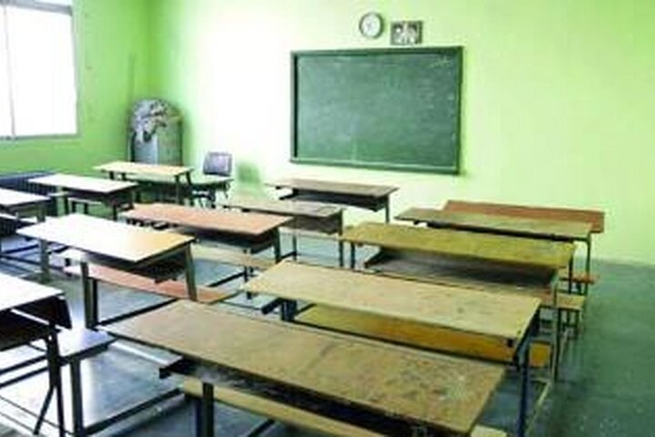 دانشآموز گیلانی توسط معلم کتک خورد دانشآموز گیلانی توسط معلم کتک خورد
