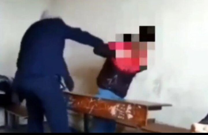 فیلمی دردناک از کتک زدن دانش آموز گیلانی توسط معلم 