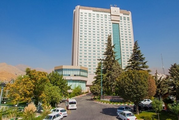 گران‌ترین و لوکس‌ترین هتل‌های تهران، از قدیمی گرفته تا مدرن‌ترینی که دل هر میهمانی را می بَرَد!
