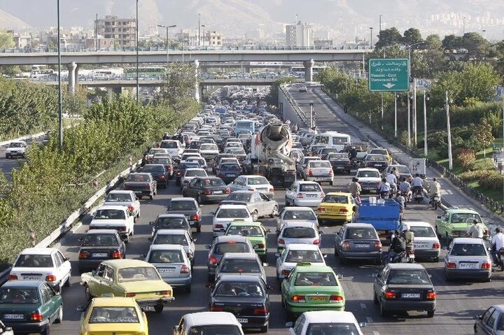 جزییات رانش زمین در تهران صبح امروز / ریختن خاک موجب ترافیک سنگین در بزرگراه همت شد