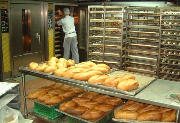 نان در گیلان گران شد / قیمت نان‌ باگت به ۱۰ هزار تومان می‌رسد؟