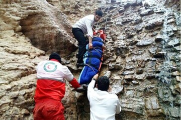 مرگ دلخراش مرد ۳۲ ساله نیکشهری بر اثر سقوط از کوه