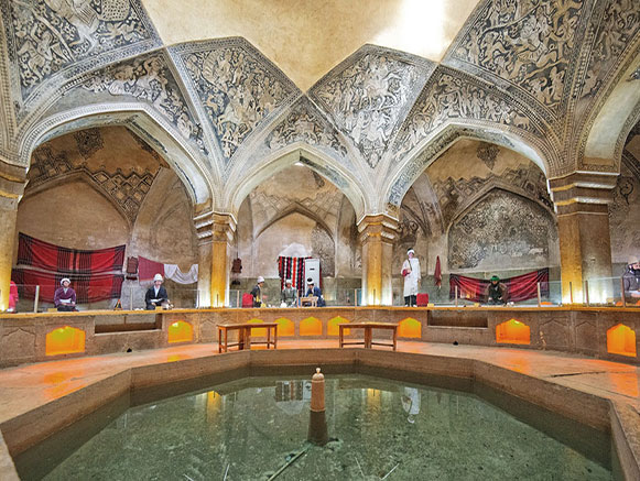 اردیبهشت، فصل سفر به شیراز / تصاویری از ۶ دیدنی معروف شیراز