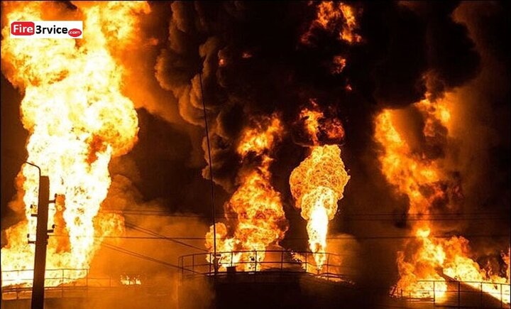 آتش‌سوزی وحشتناک در تاسیسات نفتی روسیه / فیلم