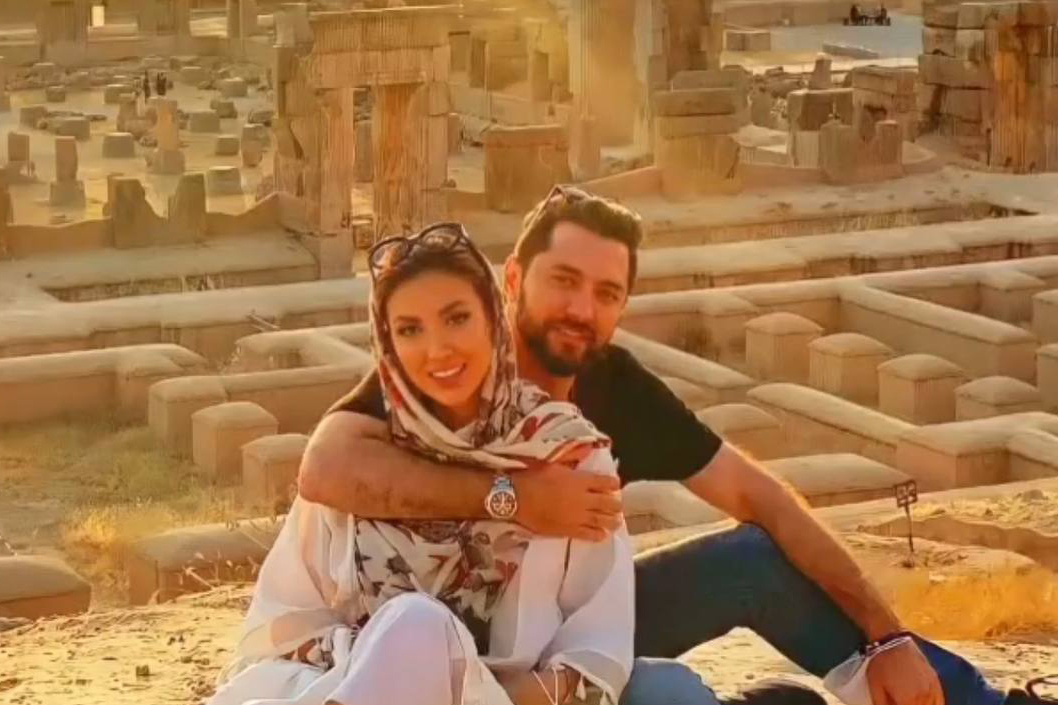 عکس عاشقانه بهرام رادان با همسرش