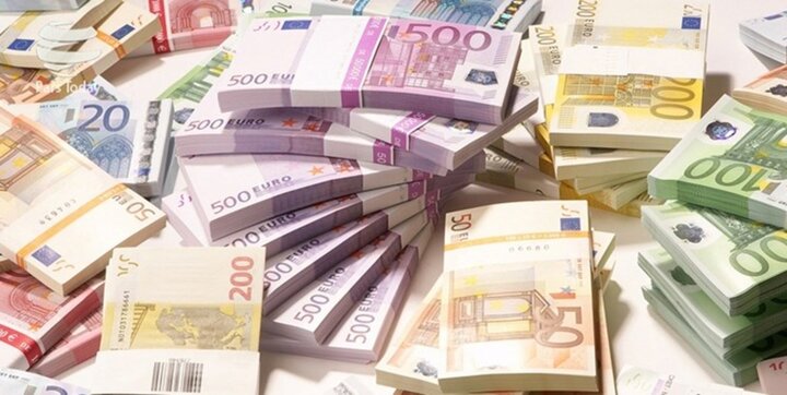 نگهداری ارز تا سقف ۱۰ هزار یورو مجاز است