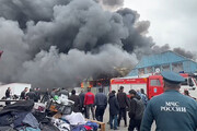 لحظه وقوع آتش‌سوزی مهیب در بازار ویکالینا در ولادی قفقاز روسیه / فیلم