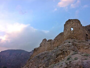 قلعه پولاد مکانی مناسب برای کوهنوردی