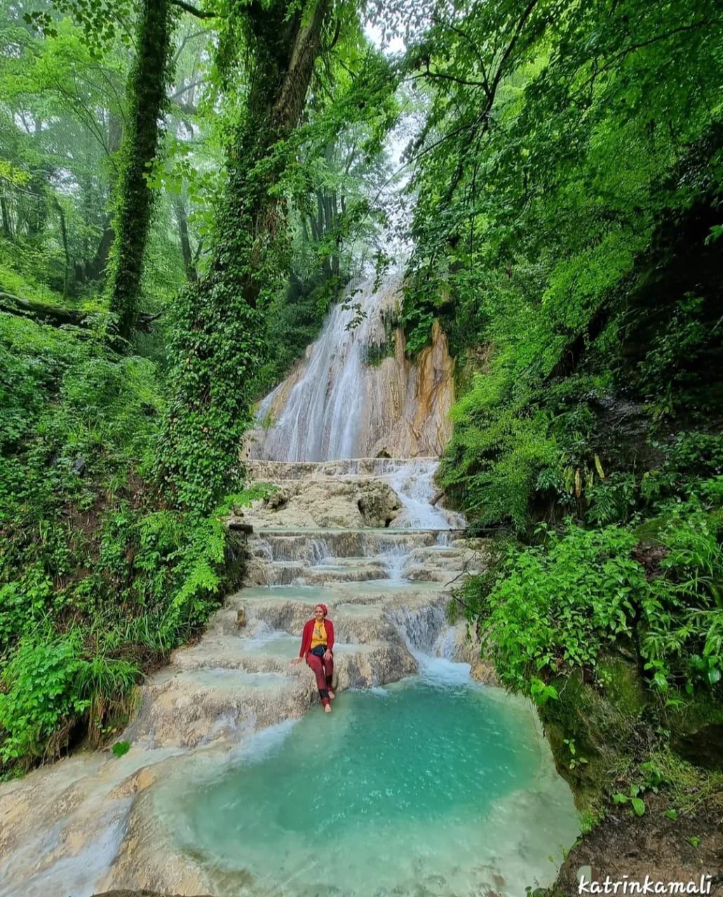 زیباترین آبشار سوادکوه مازندران کجاست؟ / نظر کاترین کمالی