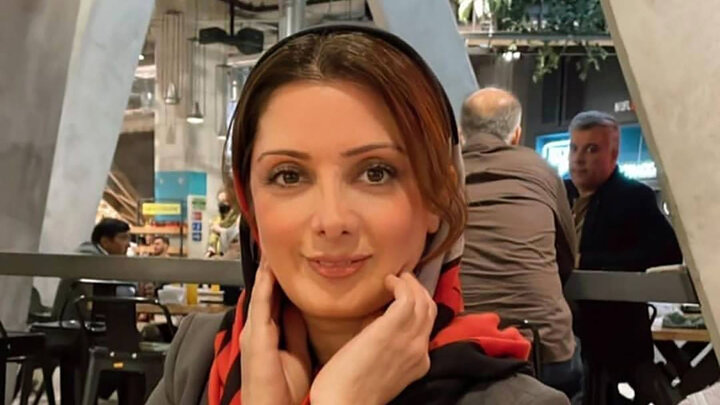 بازگشت بازیگر پرحاشیه پس از ۱۱ سال به ایران! / عکس
