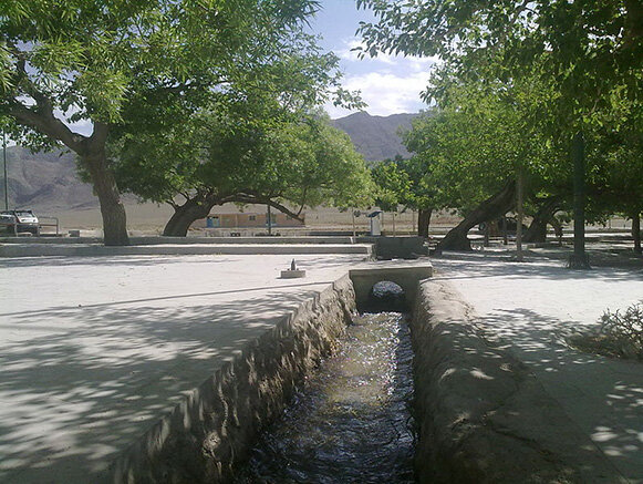 حوض ماهی روستایی دیدنی در اصفهان 