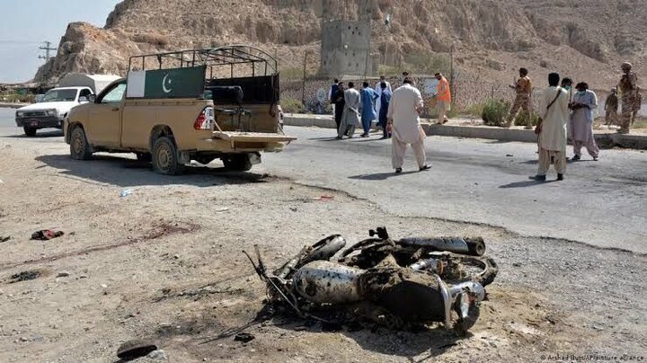 ۶ کشته در پی حمله انتحاری در پاکستان 