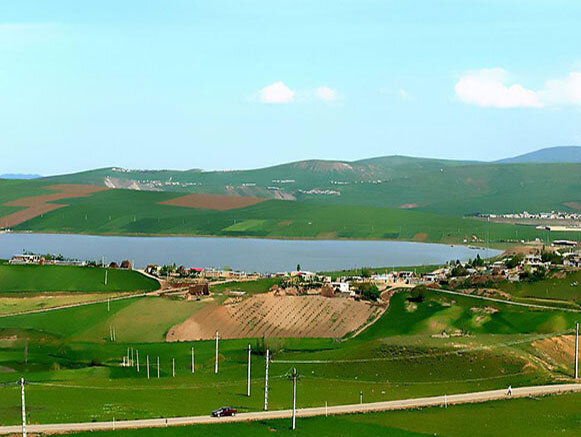 گیلارلو دریاچه‌ای زیبا در اردبیل