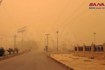 طوفان مرگبار شن در شمال سوریه / ۱۰ نفر کشته شدند