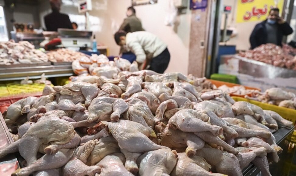 قیمت مرغ به زیر ۴۰ هزار تومان رسید / قیمت گوشت و مرغ ۲۸ اردیبهشت ۱۴۰۱ اعلام شد