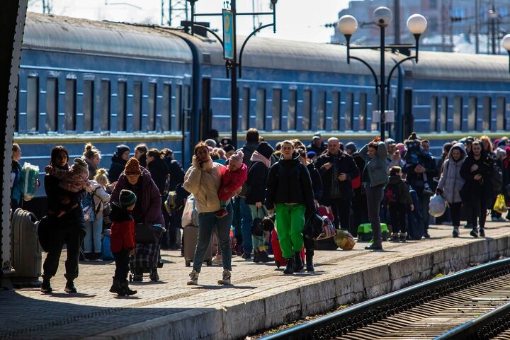 بیش از یک سوم اوکراینی‌ها یا پناهنده شدند یا آواره!
