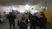 صف‌کشی آبادانی ها برای اهدای خون به مجروحان حادثه متروپل