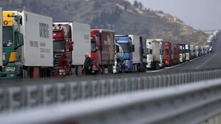 هر ۱۵ ثانیه یک کامیون کالای اساسی وارد کشور می‌شود / ثبت صادرات ۸.۵ میلیارد دلاری در گمرک