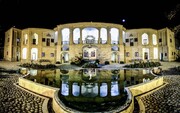 در باغ منظریه شاهد تلفیق معماری ایرانی و اروپایی باشید