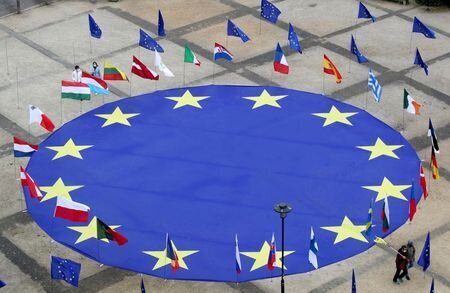 تحریم‌های اتحادیه اروپا علیه سوریه یک سال دیگر تمدید شد