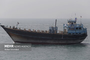 توقف ۳۸ فروند شناور متخلف صیادی در مناطق دریایی خوزستان