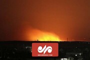 لحظه انفجار انبار بزرگ مهمات در شمال ادلب / فیلم