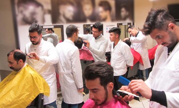 کاهش مراجعه مردم به آرایشگاه‌ها با افزایش ۲۰ درصدی قیمت لوازم آرایشی