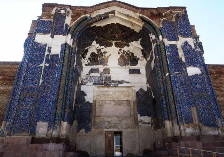 آیا از مسجد لاجوردی ایران دیدن کرده‌اید؟ 