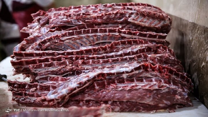 روزانه ۶۰ تن گوشت در تهران توزیع می‌شود / نرخ واقعی گوشت اعلام شد