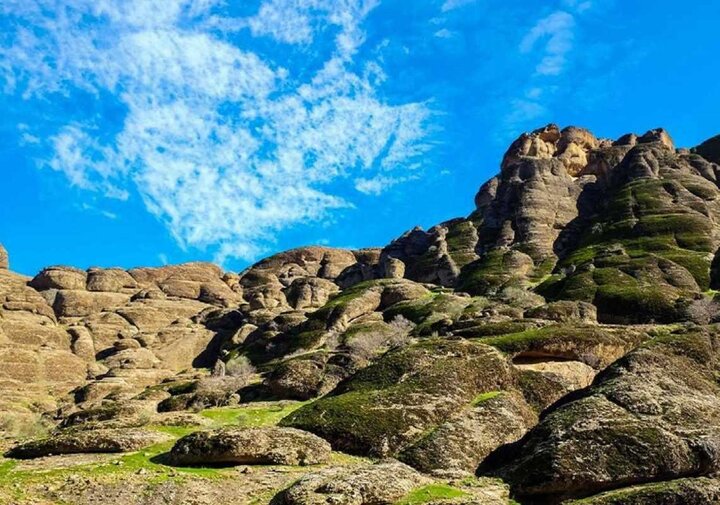 مخمل کوه تفرجگاهی زیبا در لرستان 