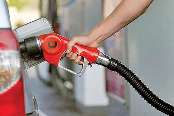 شایعات درباره قیمت بنزین / بنزین گران می‌شود؟
