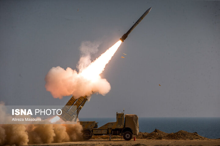 موشک‌های با برد ۳۰۰ کیلومتر ارتش به زودی رونمایی می‌شوند