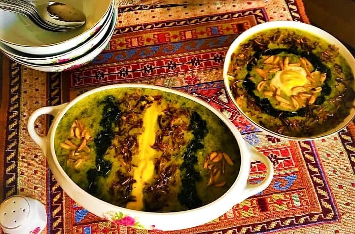 تنوعی خوشمزه با غذاهای پرکالری زنجان 
