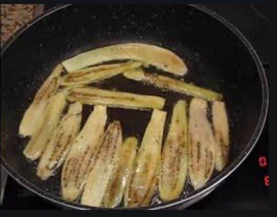 بقچه بادمجان غذایی سبک و خوشمزه