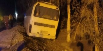 واژگونی اتوبوس حامل زائران کربلا در محور مهران ۸ مصدوم بر جا گذاشت