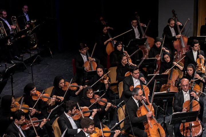 اجرای ارکستر سمفونیک تهران به رهبری حامد گارسچی در تالار وحدت