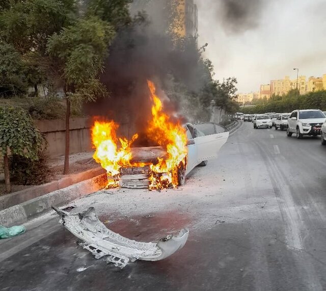 آتش گرفتن سواری بنز در بزرگراه امام علی (ع) + عکس