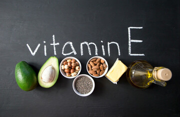 بهترین زمان مصرف ویتامین E چه موقع است؟ | چقدر در روز ویتامین E بخوریم؟ + عکس