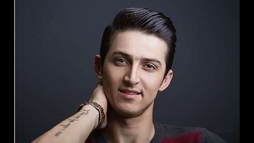 اولین بوسه سردار آزمون به دستان عشقش + عکس
