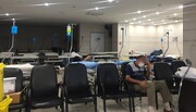 پر شدن بخش‌های کرونایی بیمارستان‌ها / بستری بیماران کرونایی در کانکس