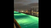 تصاویر دیدنی و هیجان انگیز از بلندترین استخر جهان در دبی / فیلم