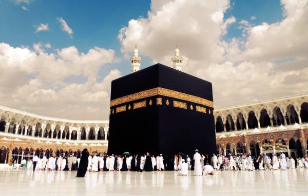 آیا میدانستید امام حسن عسکری(ع) تنها امامی هستند که حج نرفتهاند؟
