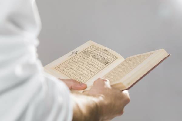 آیا میدانستید امام حسن عسکری(ع) تنها امامی هستند که حج نرفتهاند؟