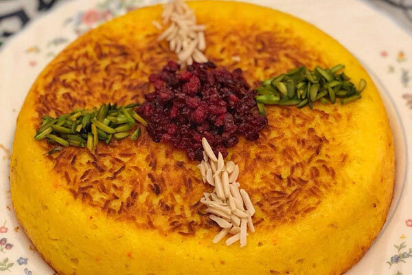 طرز تهیه ته‌دیگ ته‌چینیِ لذیذ به روش مجلسی